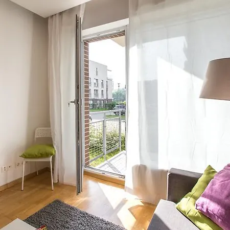 Apartman White And Bright Near Downtown